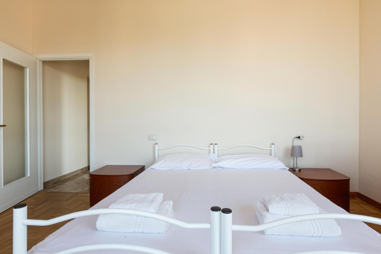 Milano - Roomy Apartment 300 M From M3 Affori Fn! Экстерьер фото