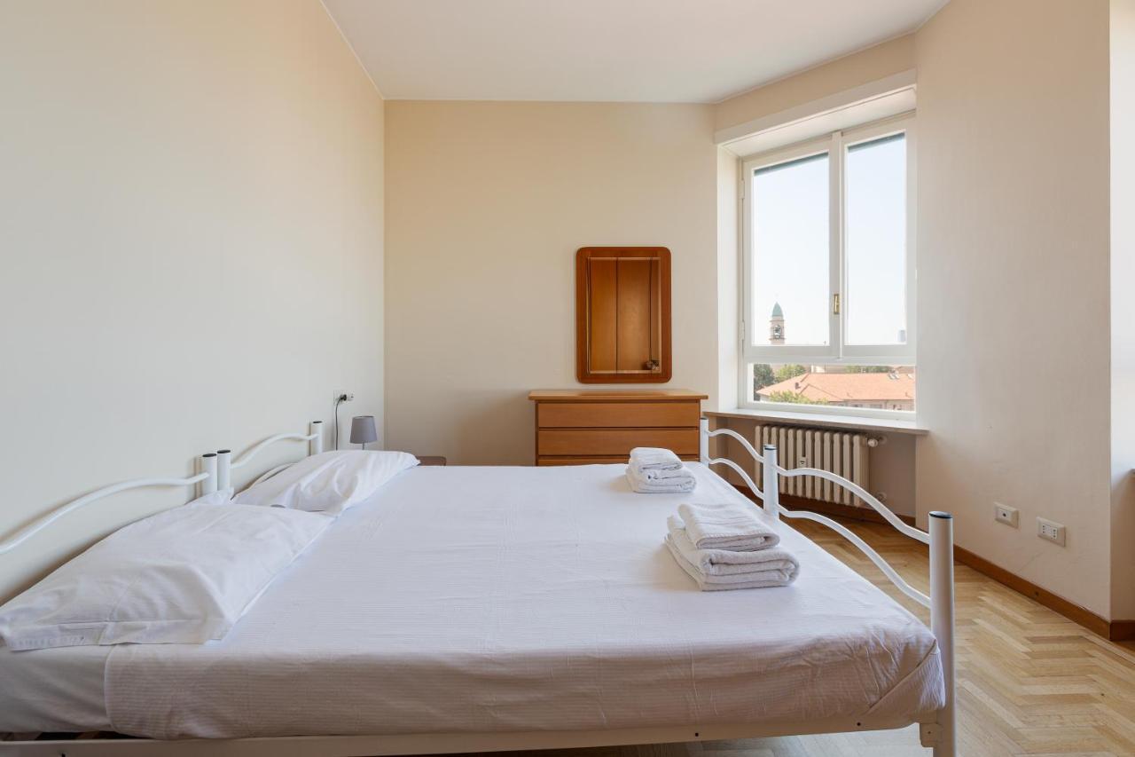 Milano - Roomy Apartment 300 M From M3 Affori Fn! Экстерьер фото